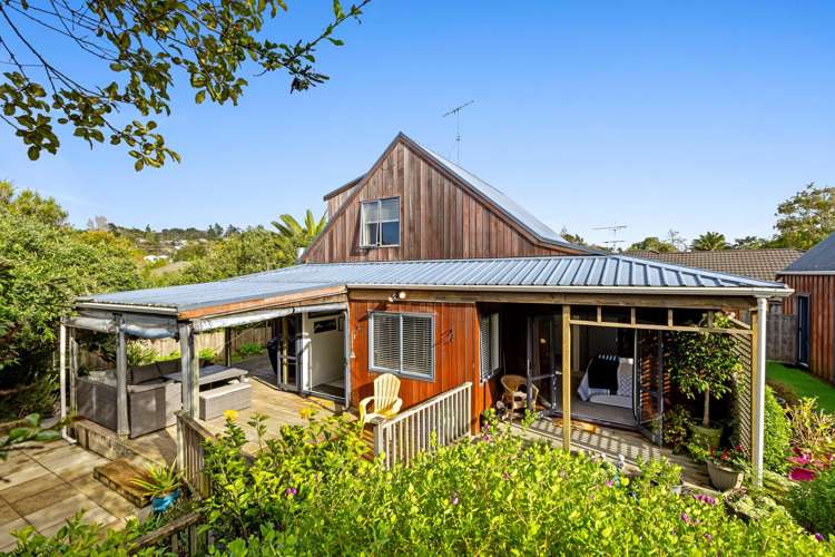 28 Donald Street Stanmore Bay_21