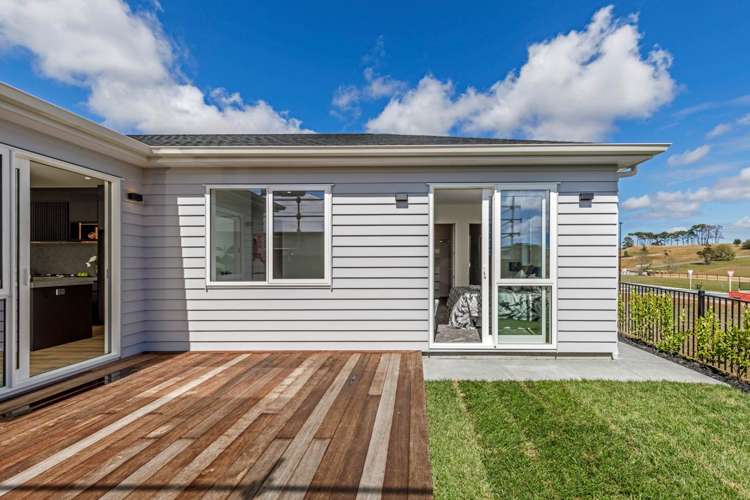 37 Tipu Crescent Wainui_5