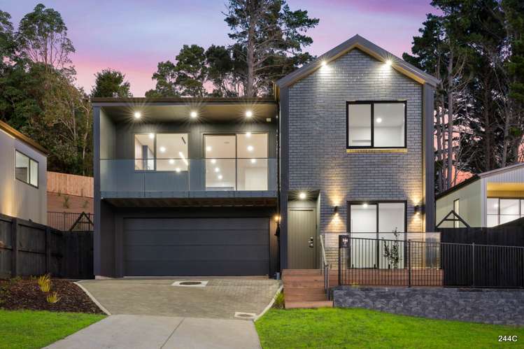 242, 244 West Hoe Heights Orewa_26