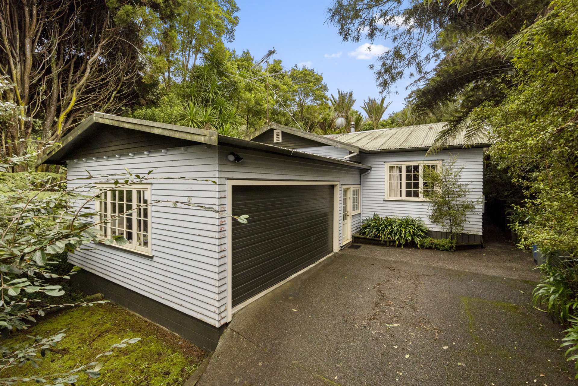 139 Woodlands Park Road Titirangi_0