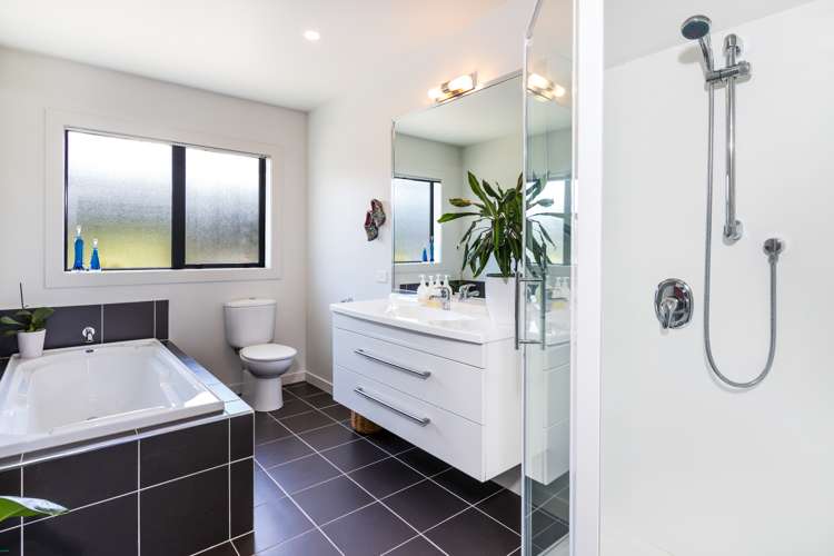 21 March Brown Place Nukuhau_11