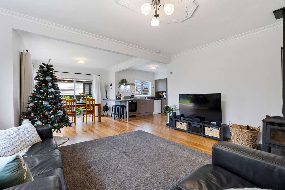 28 Coronation Road_2