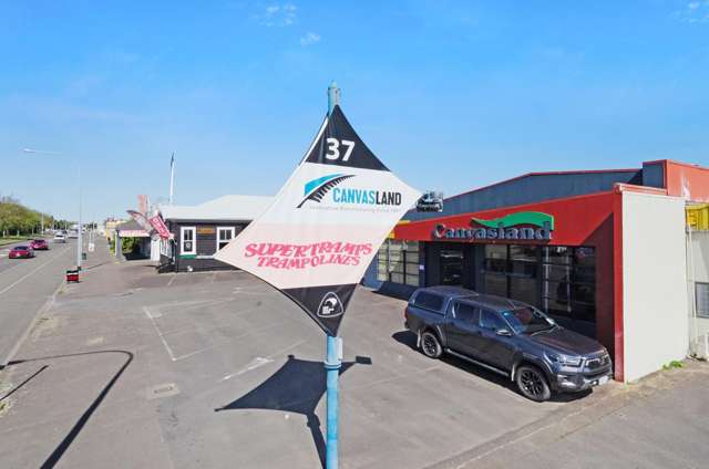 33-37 Oxford Street and 5 Rina Street Levin_2