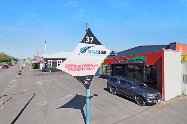 33-37 Oxford Street and 5 Rina Street Levin_2