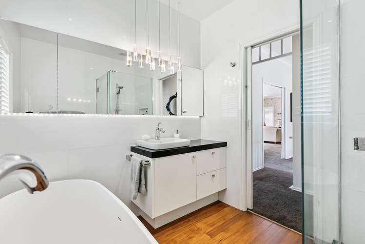 14 Island View Terrace Cockle Bay_10