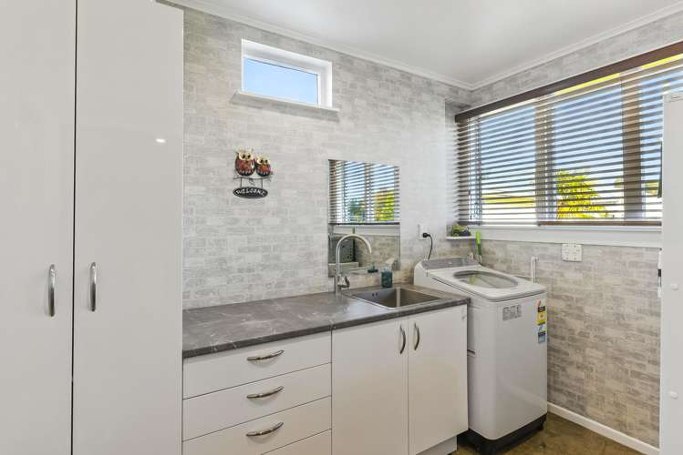 2 Weraroa Road_2