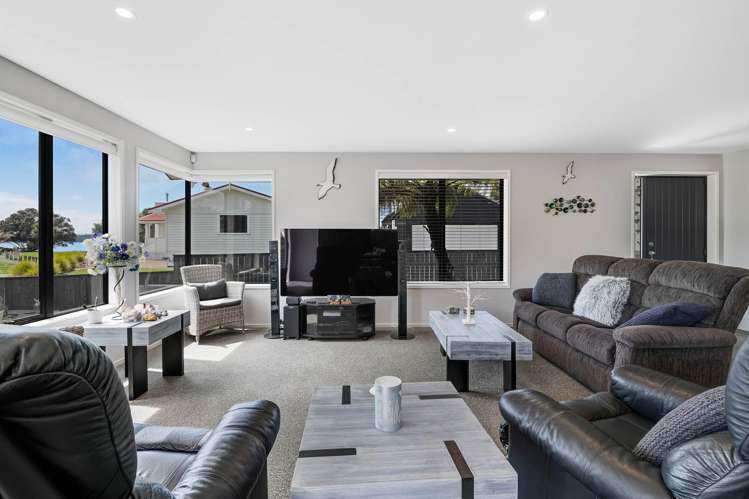 22 Schooner Avenue Snells Beach_8