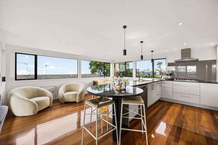 9a Scarboro Terrace Murrays Bay_6