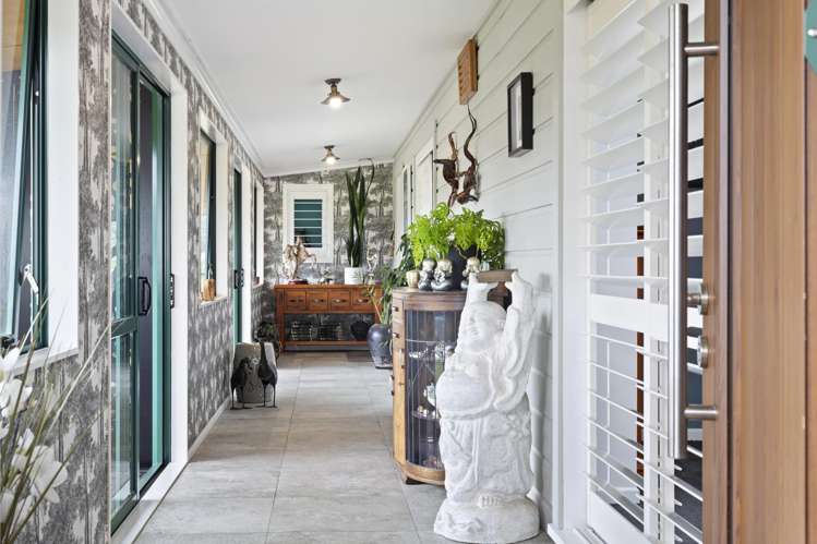 307c Maxted Road Bombay_4