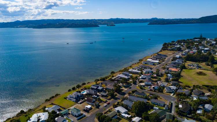 27 Manaia View Road One Tree Point_9