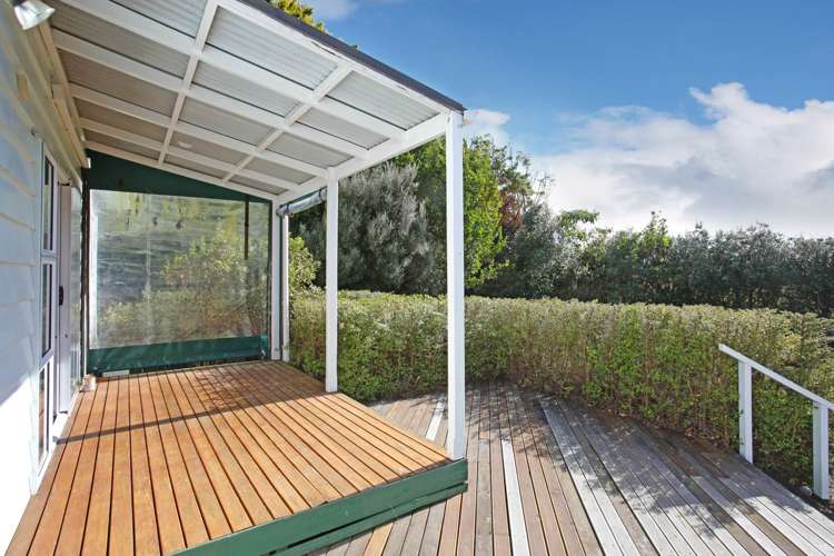 86 Hull Road Waiuku_12