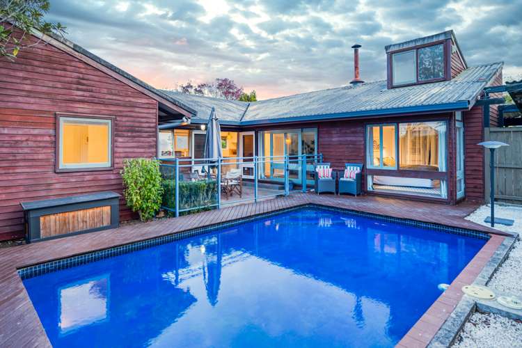 279 Royal Road Massey_0