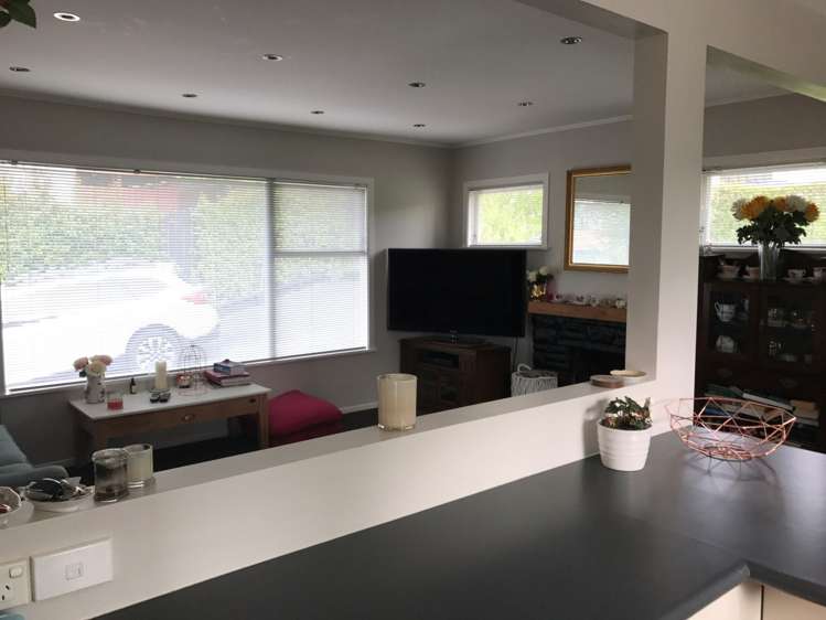 7 Dolbear Street Titirangi_2