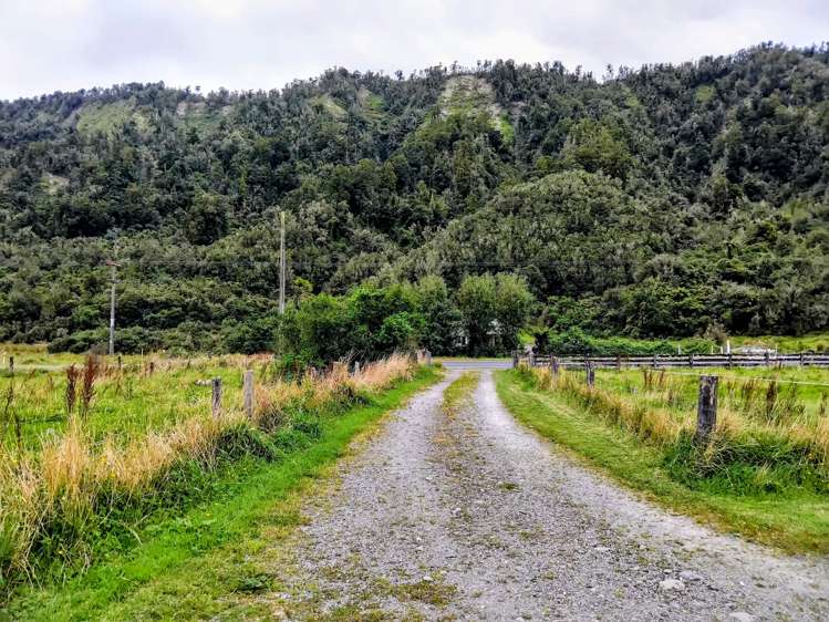 4248 Harihari State Highway Harihari_12