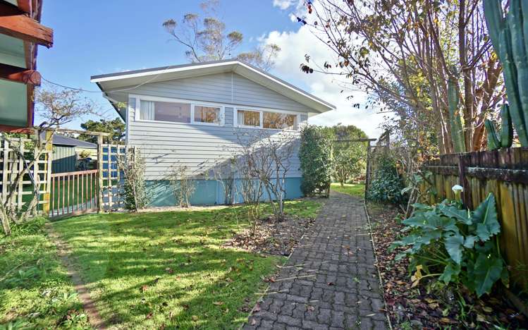 2 Barrow Place Te Puke_12