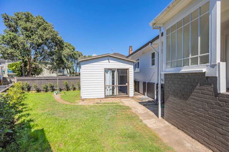 111 Symonds Street Royal Oak_18