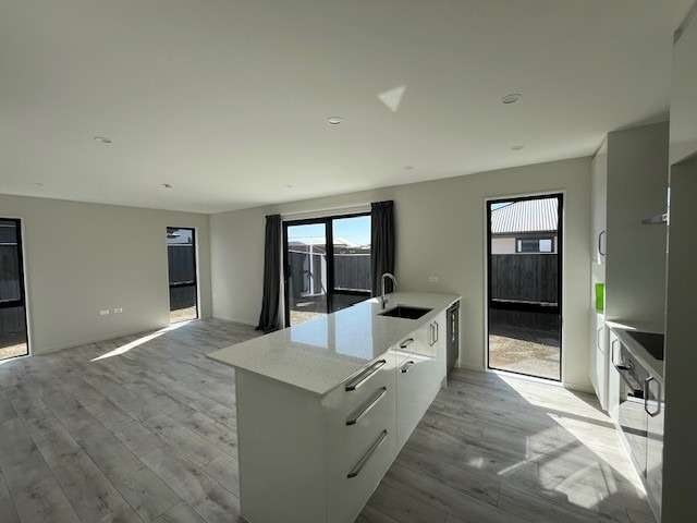 3 Finn Avenue 11103_1