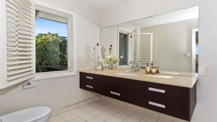 33 Orange Lane Bethlehem_15