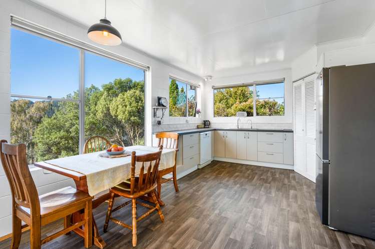 13 Delphic Street Sawyers Bay_12