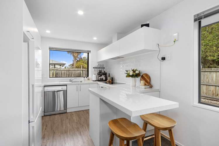 2/71 Shirley Road Shirley_5