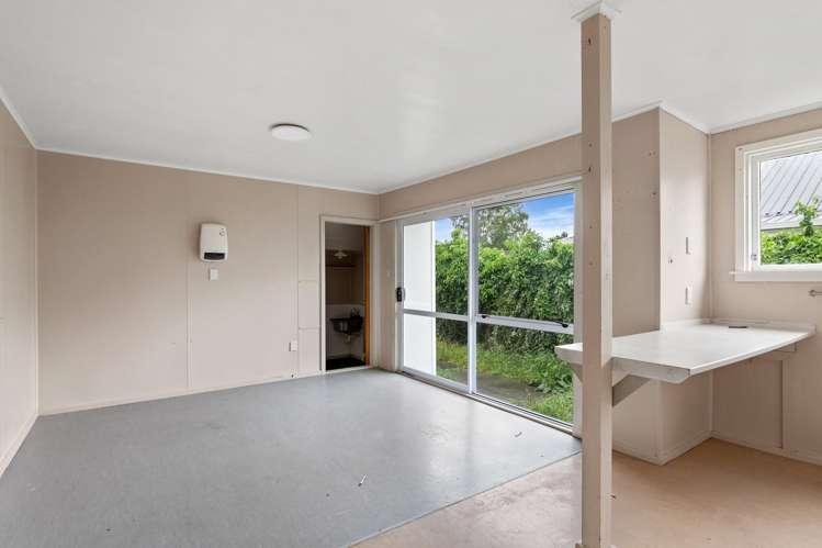 1 and 2/51 Portsmouth Street and 1 and 2/73 Hampshire Street Aranui_11