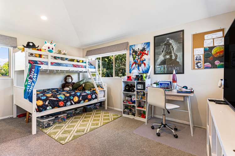 484 Beach Road Murrays Bay_19