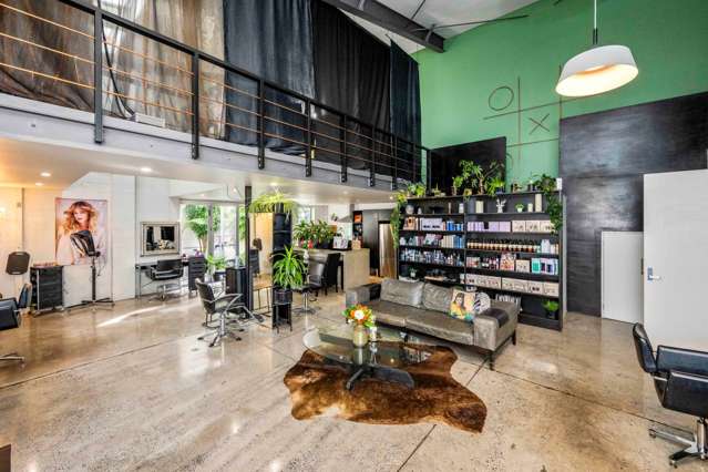 Unit 1/2 Gordon Road Morningside_2