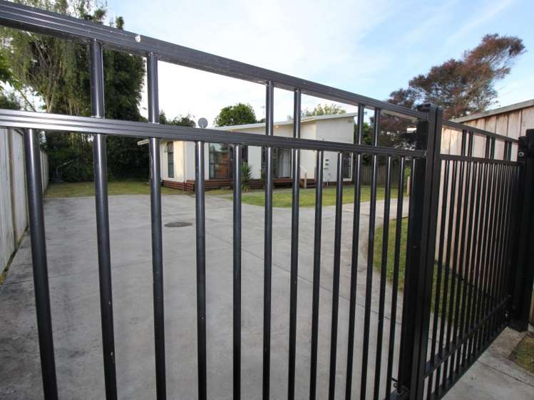 32a Pine Avenue Bader_19