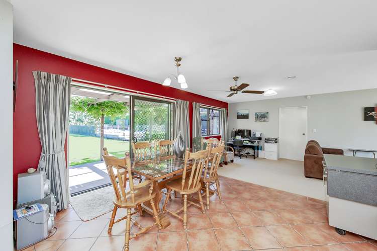 32 Warrens Road Darfield_8