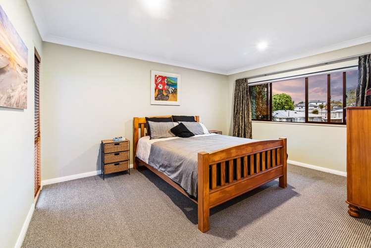 1b Kotuku Street Te Atatu Peninsula_13