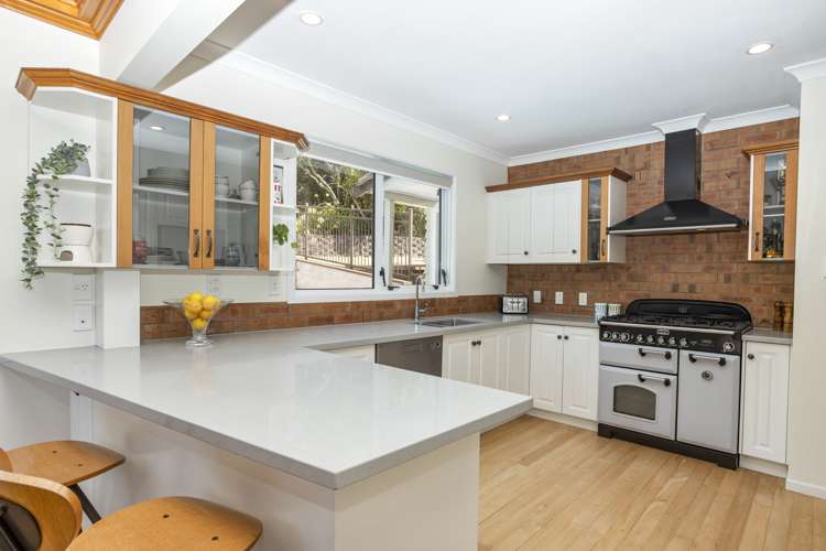 5 Hartles Place Mellons Bay_9