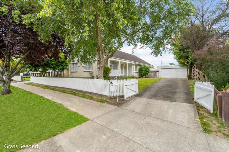 23 Tacoma Drive Totara Park_12