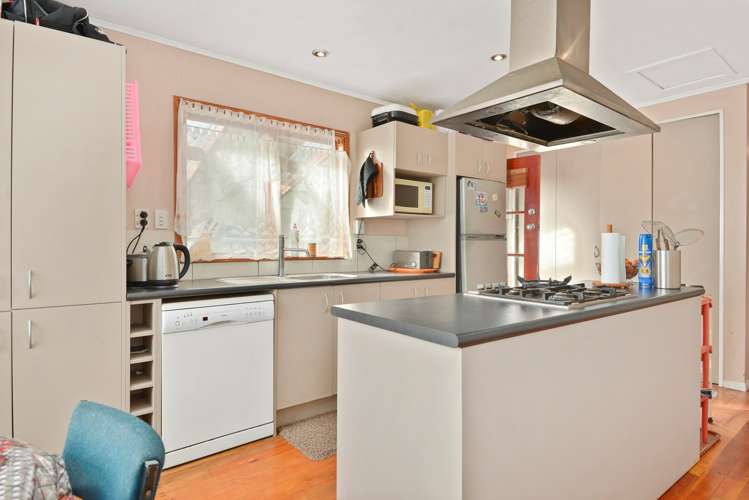 1/60 Coxhead Road Manurewa_9