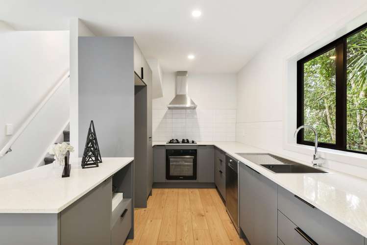 7/29a Saint Stephens Avenue Parnell_2