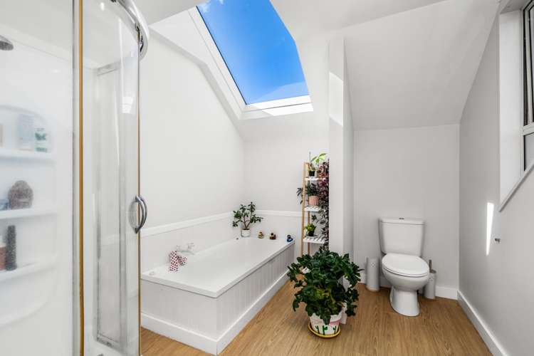 68 Scruttons Road Hillsborough_17