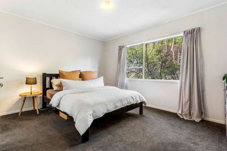 2/18 Woodlands Crescent Browns Bay_11