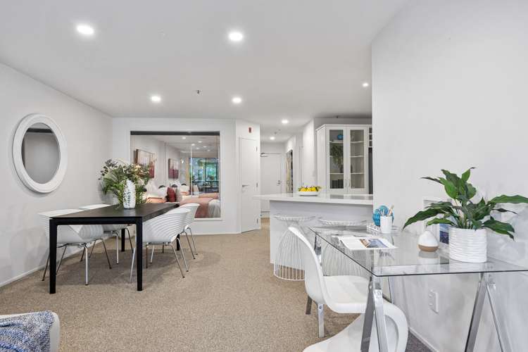 1c/175 Hurstmere Road Takapuna_16