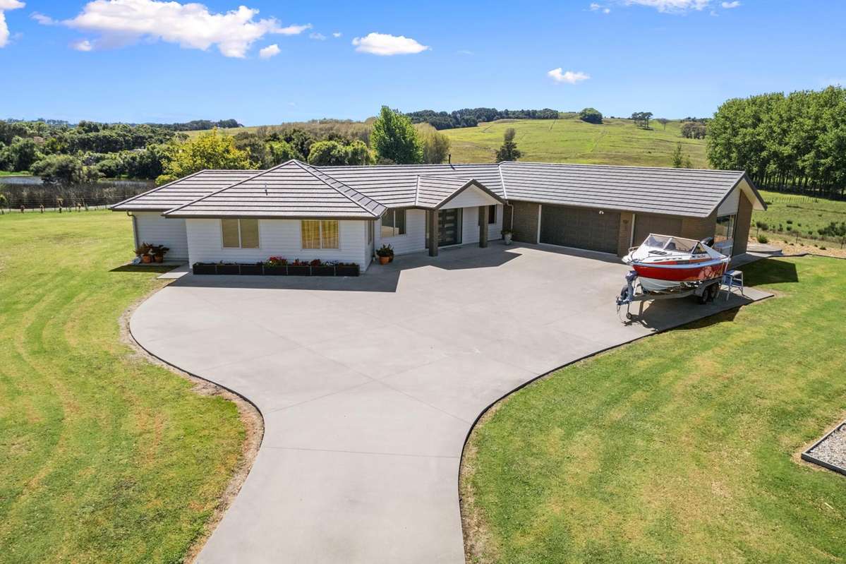 767F Kaiwaka Mangawhai Road_0