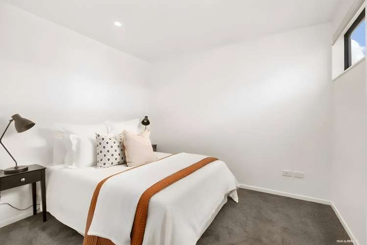 210/8 Thompson Park Road Mount Wellington_11