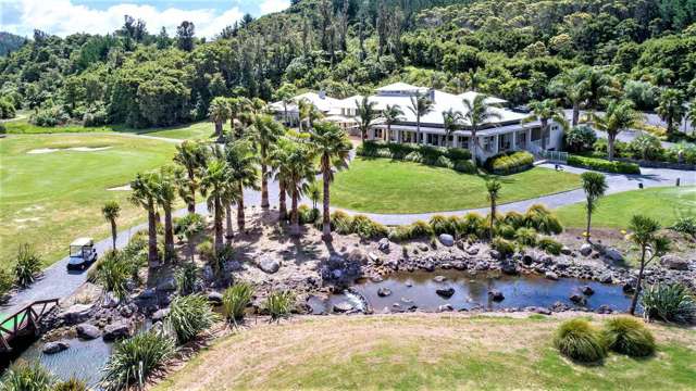 2 Pinehurst Drive Pauanui_2