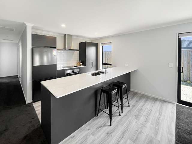 1 Bob Reid Crescent 1429_2