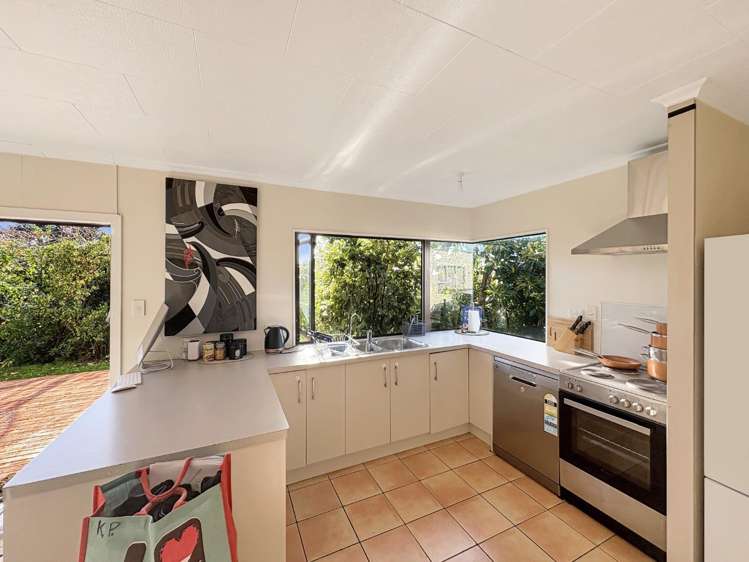 B/354 Mahia East Coast Road 1097_1