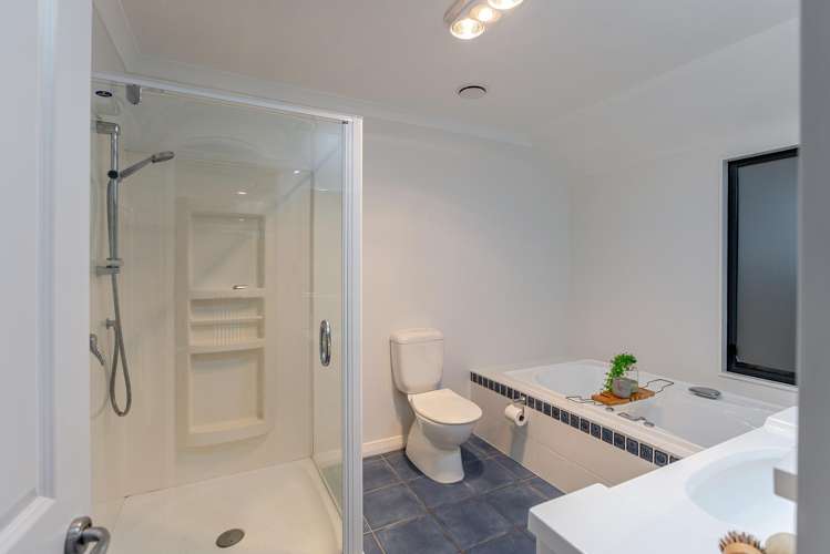 56 Kensington Drive Peka Peka_21