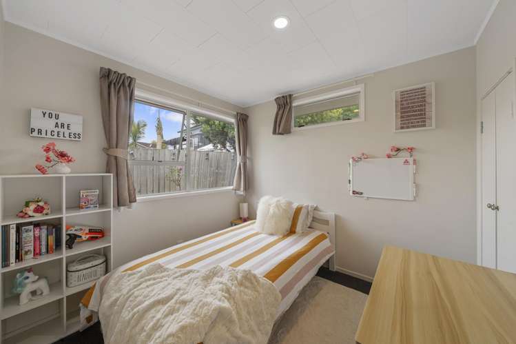 2/20 Shalimar Place Clover Park_7