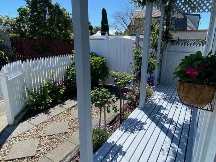 2 Helena Way The Wood_12