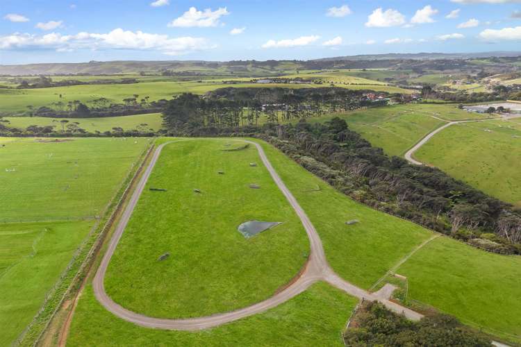 154 Muriwai Valley Road_5