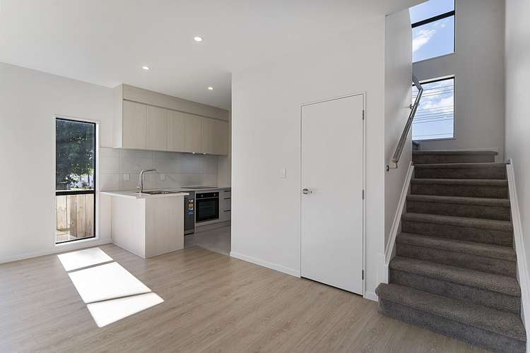 2/47 Arawa Street New Lynn_5