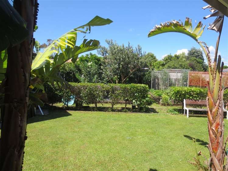 42 Cholmondeley Crescent Whitianga_12