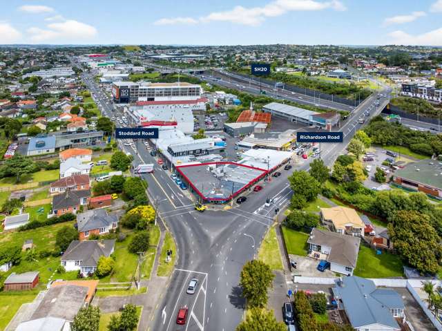 Prime corner | strong income, future upside