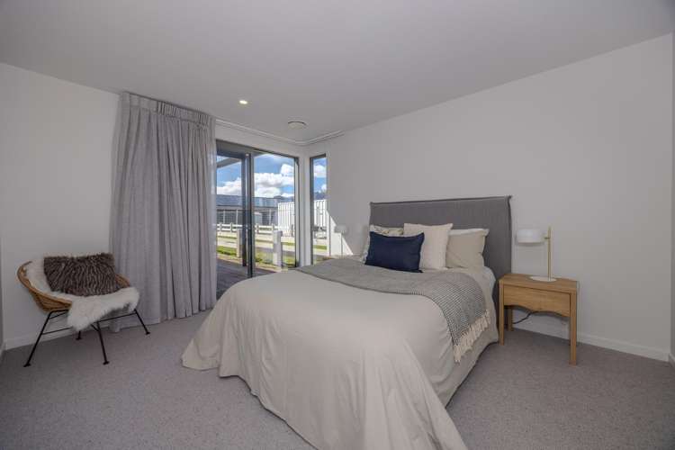 146 Burdon Loop Lake Hawea_6